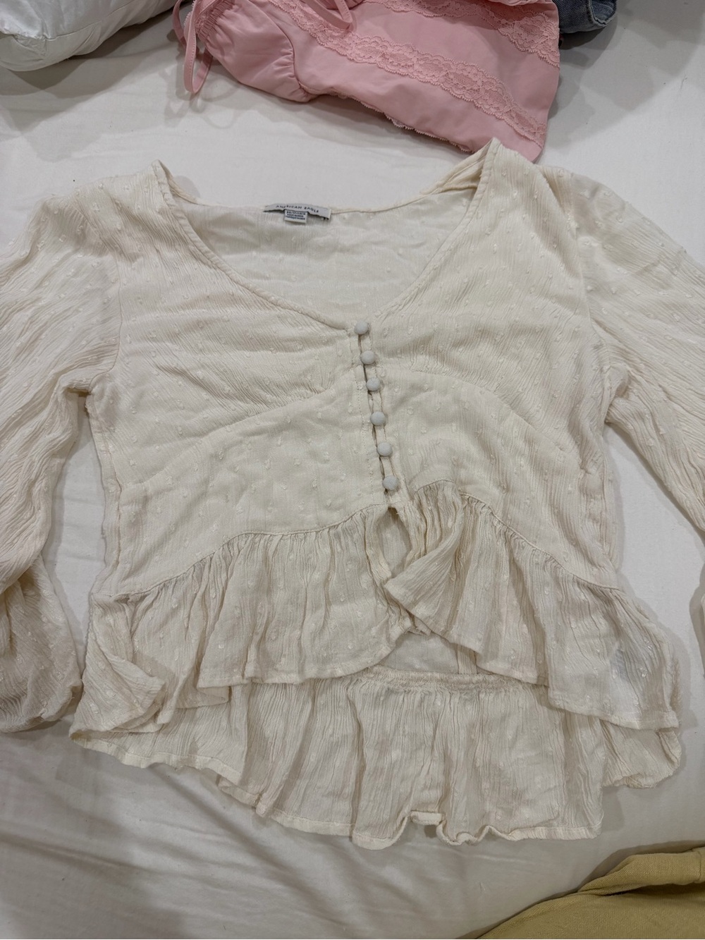 American Eagle Outfitters Cream Ruffle Button-Front Blouse